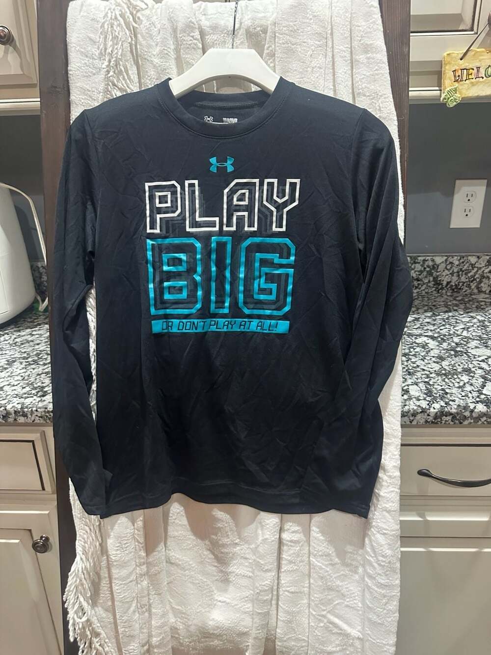 Under Armour Play Big Long Sleeve T-Shirt Size YLG Black
